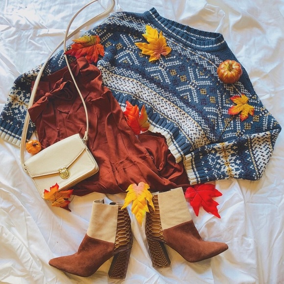 🍁Fall Mystery Box Bundle!🍂 - Picture 4 of 12